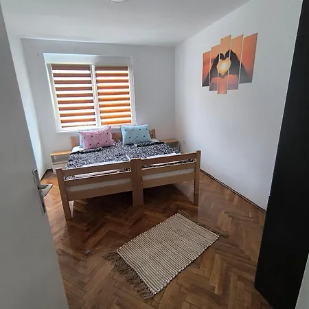 アパート Vukovic,