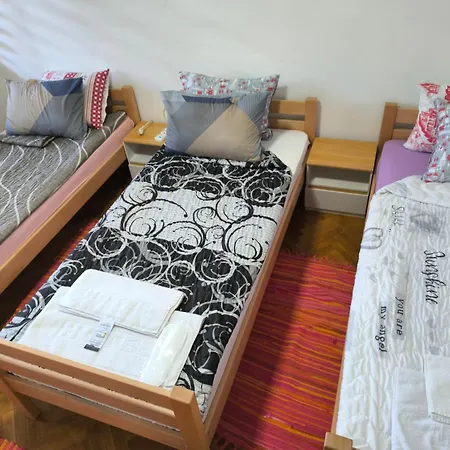 Vukovic, アパート Majdanpek